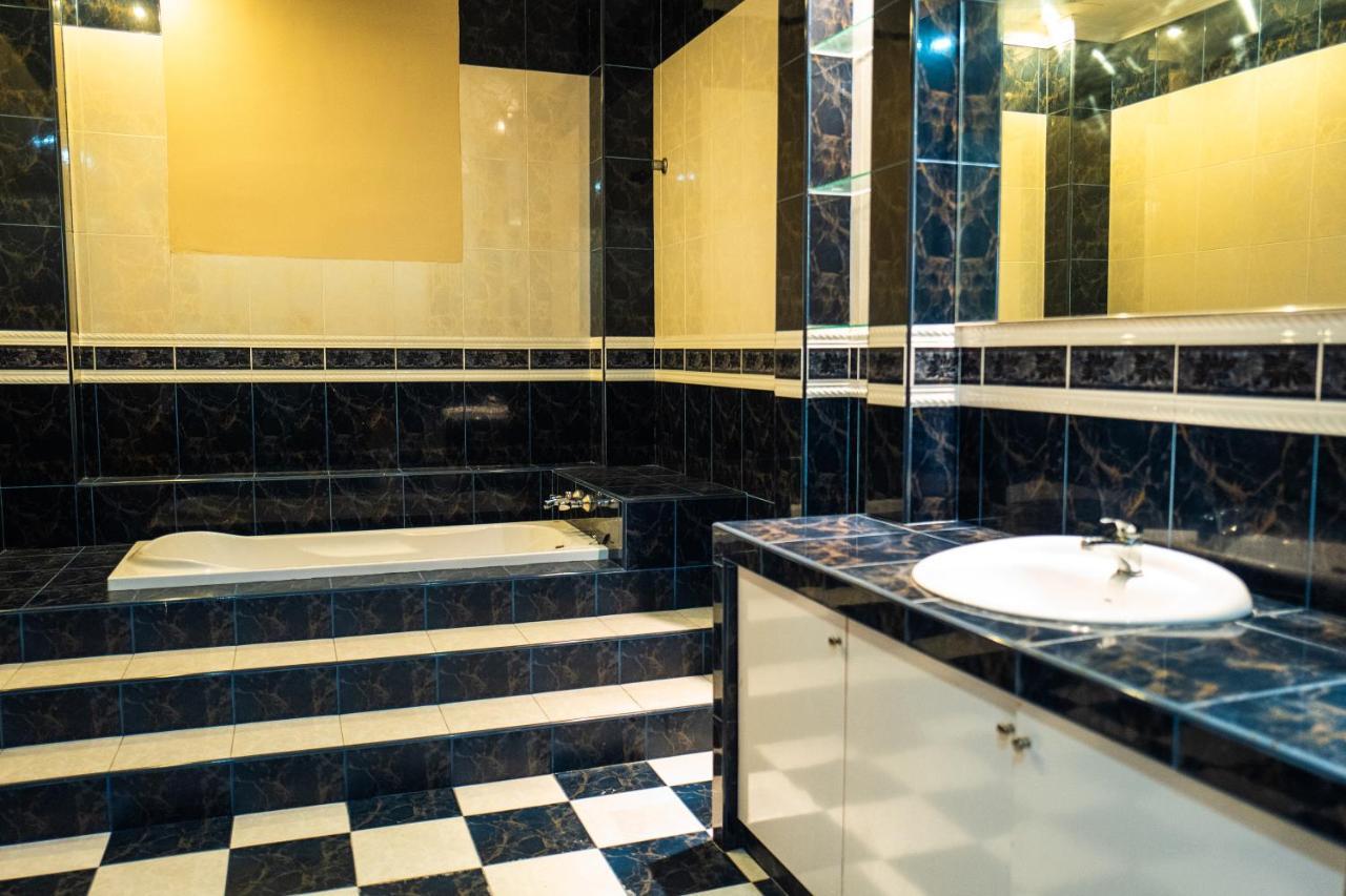 Mk Homestay Wakaf Che Yeh With Bathtub - Max 14 Pax Kota Bharu Eksteriør billede