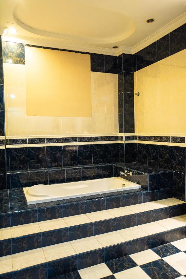 Mk Homestay Wakaf Che Yeh With Bathtub - Max 14 Pax Kota Bharu Eksteriør billede