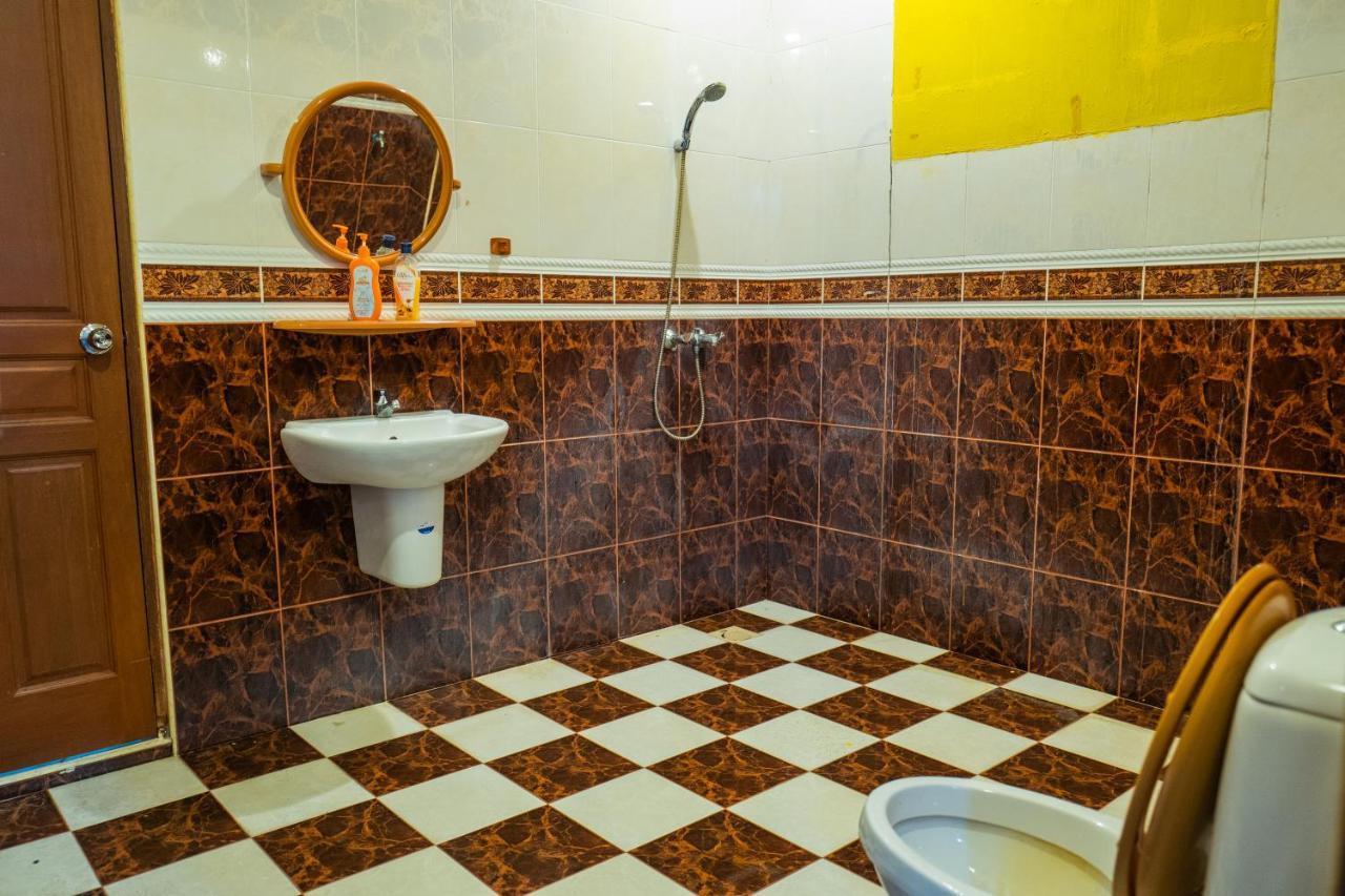 Mk Homestay Wakaf Che Yeh With Bathtub - Max 14 Pax Kota Bharu Eksteriør billede