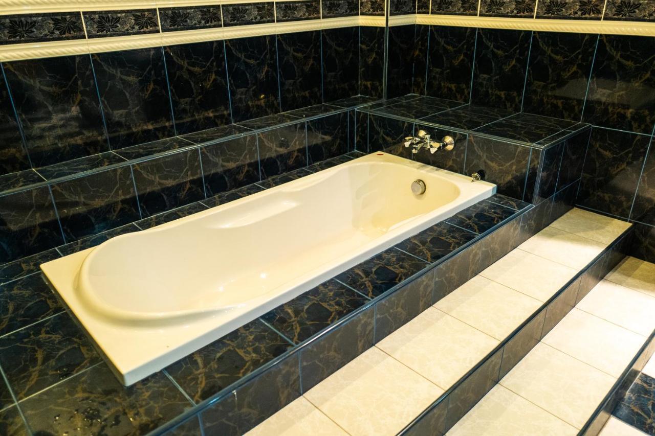 Mk Homestay Wakaf Che Yeh With Bathtub - Max 14 Pax Kota Bharu Eksteriør billede