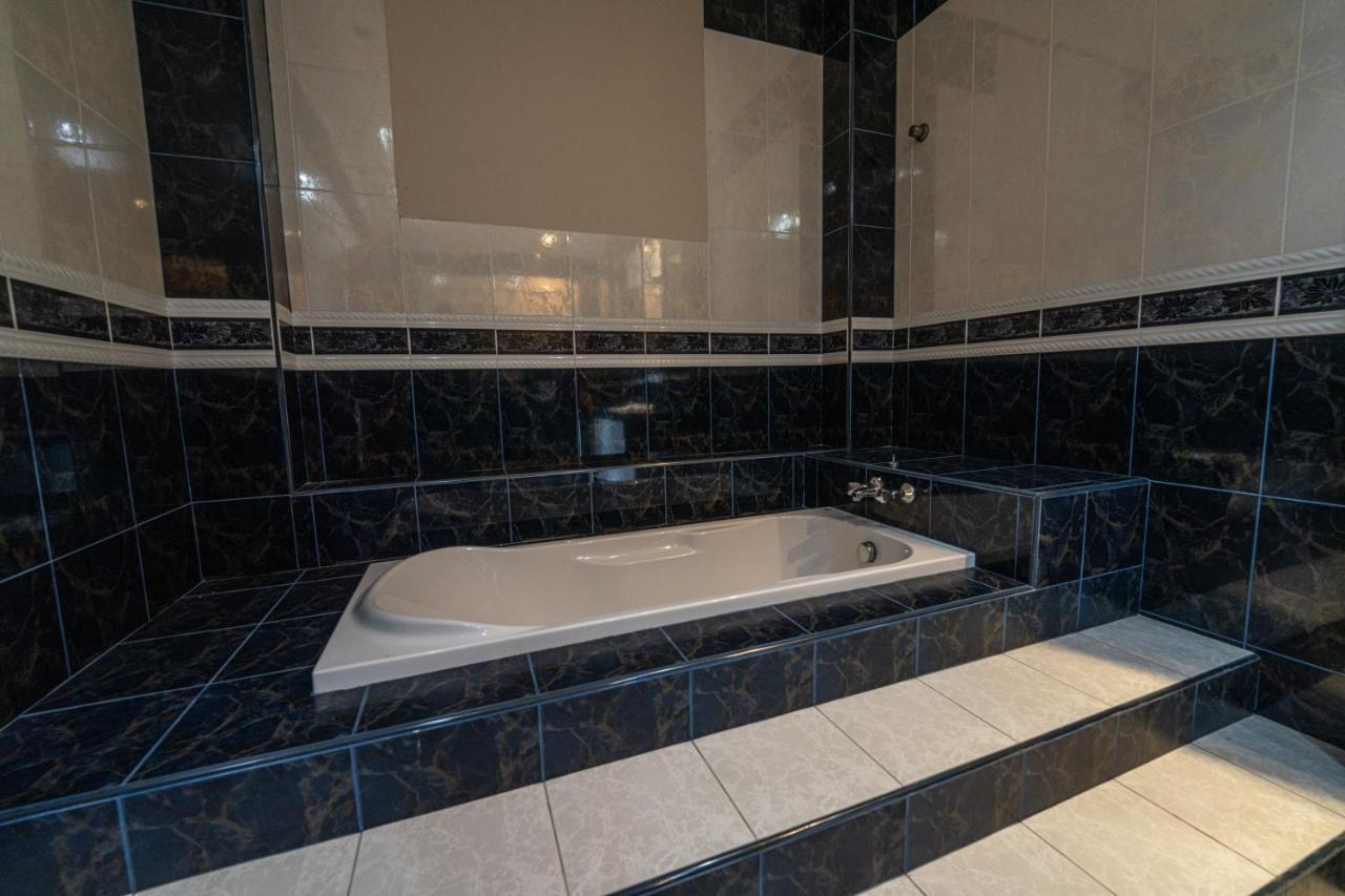 Mk Homestay Wakaf Che Yeh With Bathtub - Max 14 Pax Kota Bharu Eksteriør billede