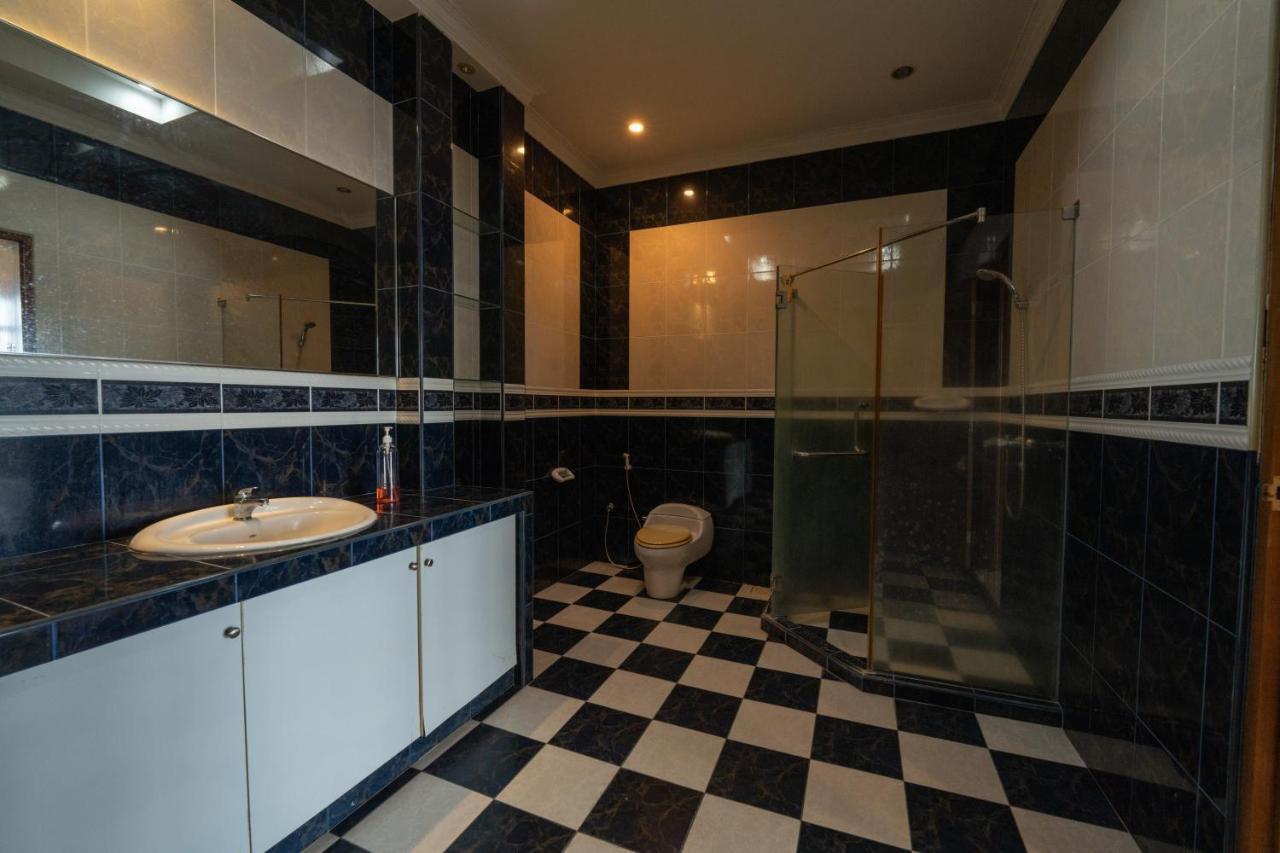 Mk Homestay Wakaf Che Yeh With Bathtub - Max 14 Pax Kota Bharu Eksteriør billede